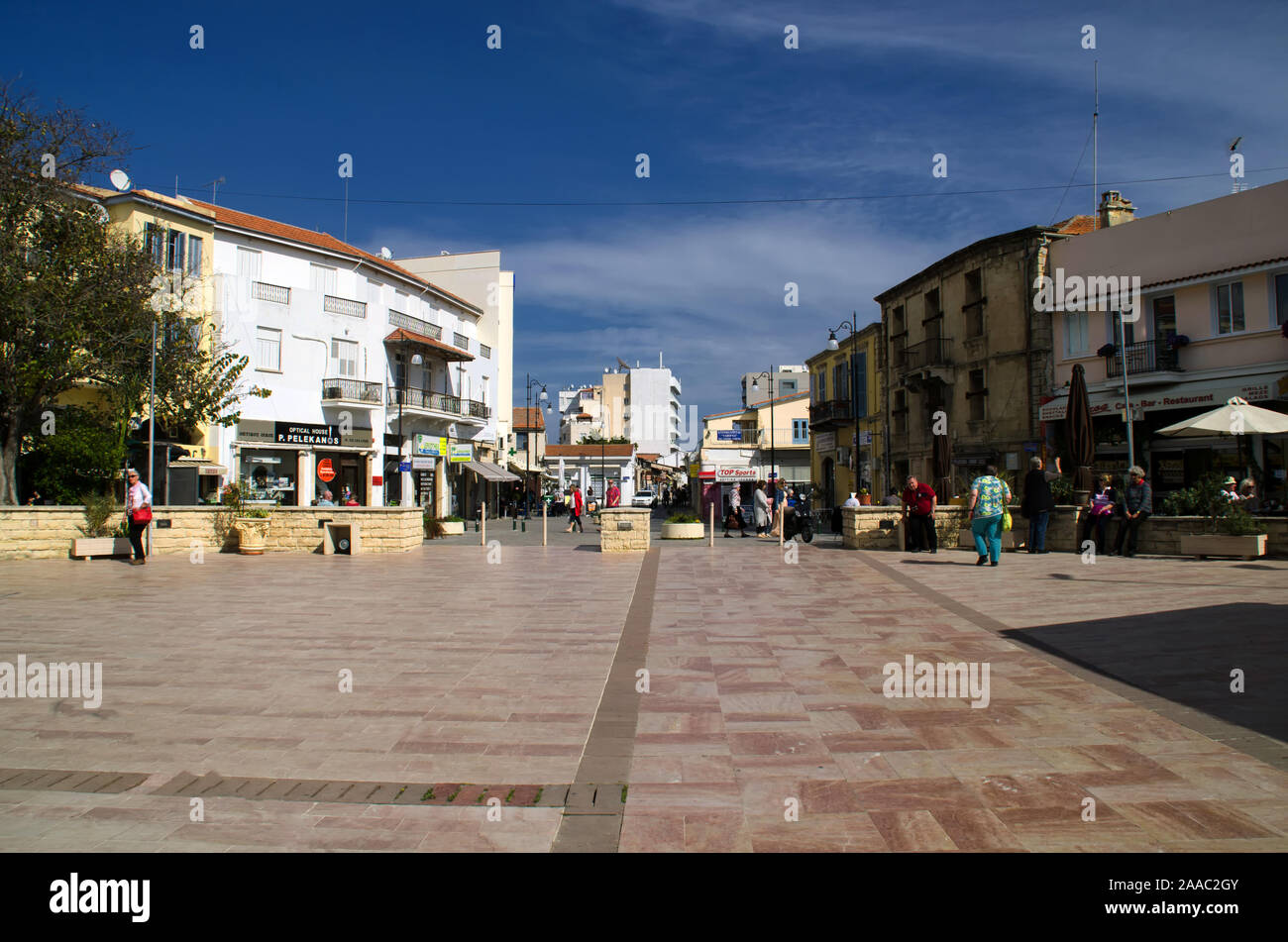 LARNACA, Cipro - 20 Marzo: Chiesa di San Lazzaro square, un centro turistico di Larnaca, il 20 marzo 2017 in Larnaca, Cipro. Foto Stock