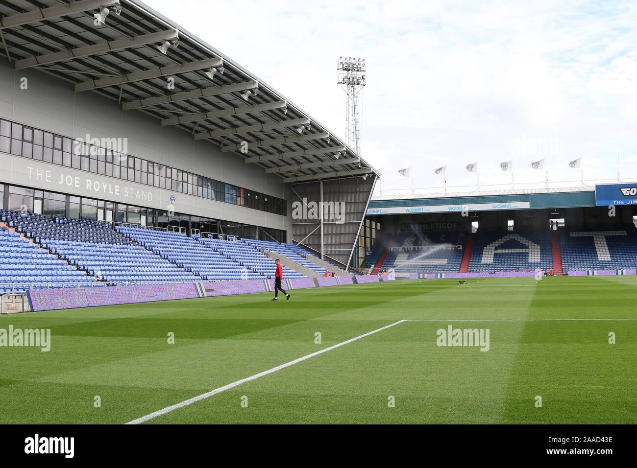 Oldham Athletic FC v Cheltenham Town FC a Boundary Park (Sky scommessa lega due - 5 ottobre 2019) - Boundary Park Foto di Antony Thompson - Thousan Foto Stock