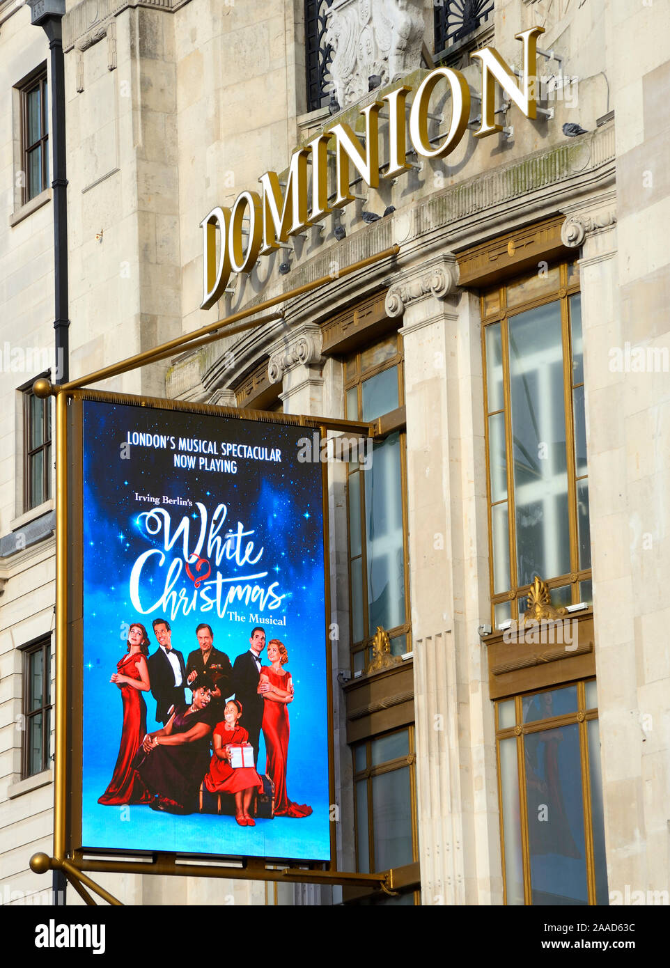 Londra, Inghilterra, Regno Unito. "White Christmas" presso il Dominion Theatre (nov. 2019) Foto Stock