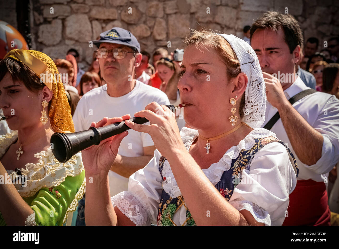 Spagna Algemesì (Valencia): Festa del Mare de Deu de la Salut: Gruppo del musicista femmina Foto Stock