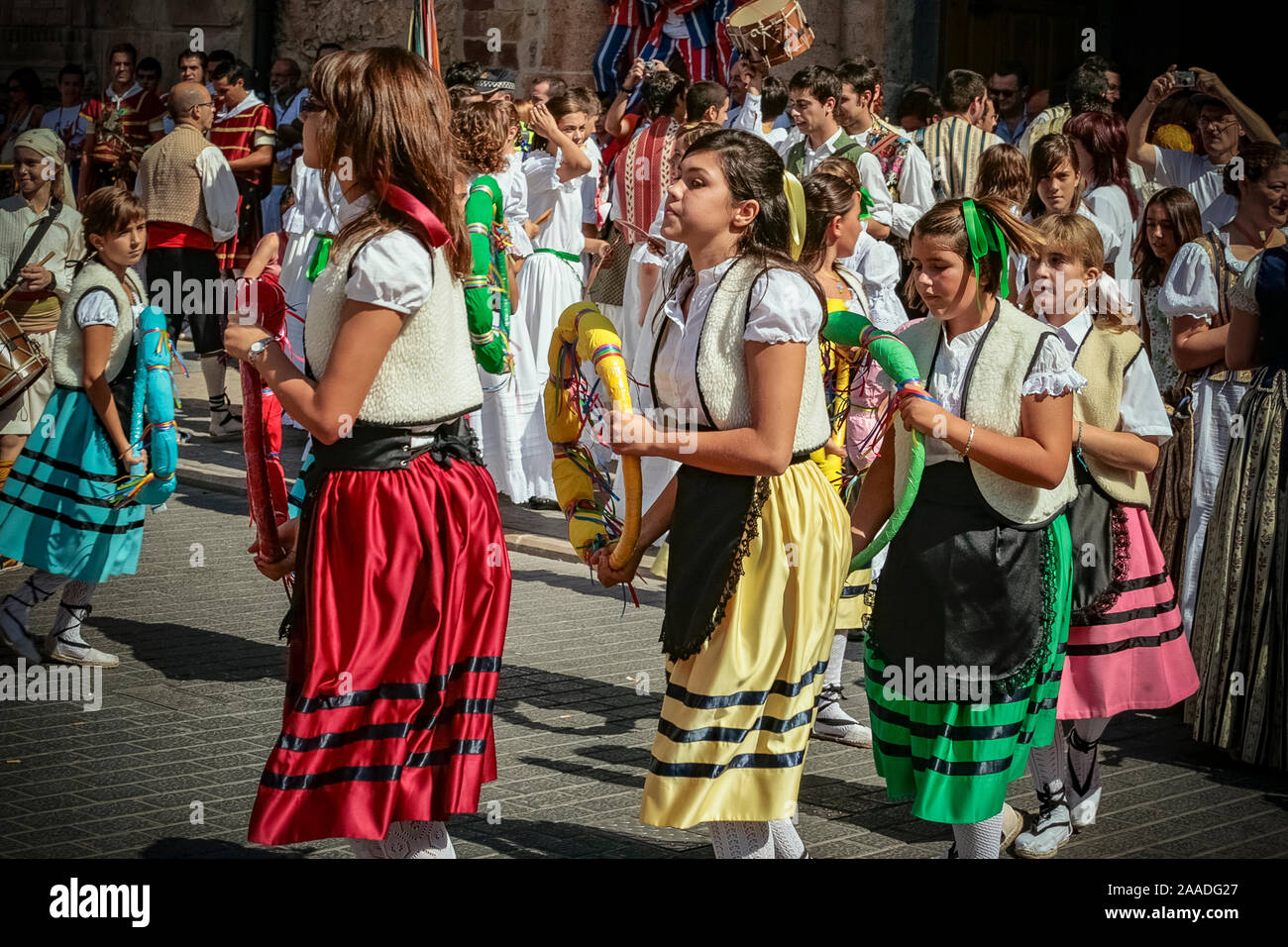 Spagna Algemesì (Valencia) Festa del Mare de Deu de la Salut: folcloristica locale gruppi di ballo Foto Stock