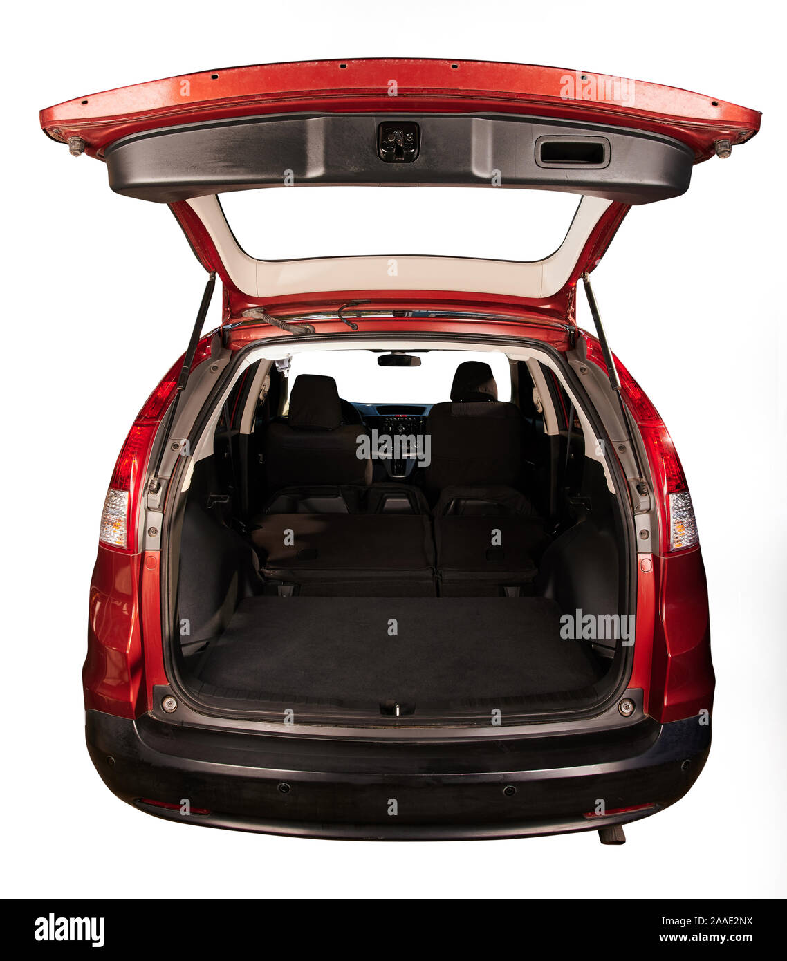 Moderne Auto SUV con spazio sui sedili posteriori isolato Foto Stock