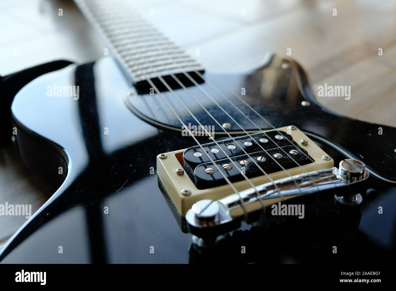 Chitarra elettrica ponte closeup Foto Stock