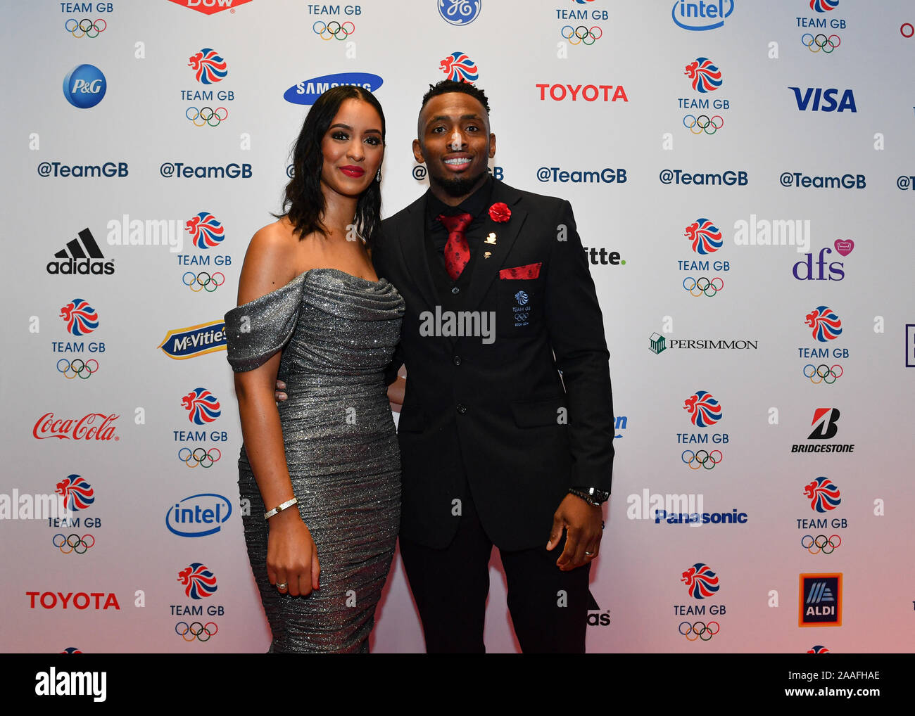 Londra, Regno Unito. 21 Nov, 2019. Joel Fearon ed il suo partner durante il Team 2019 GB Palla al vecchio Billingsgate giovedì, 21 novembre 2019 a Londra, Regno Unito. Credito: Taka G Wu/Alamy Live News Foto Stock