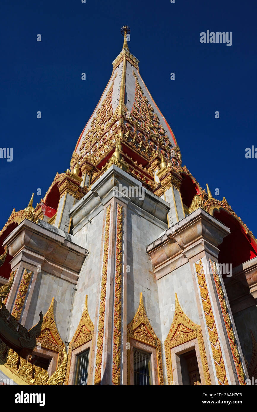 Gebäude des Wat Chalong, größter Tempel auf Phuket, Tailandia Foto Stock