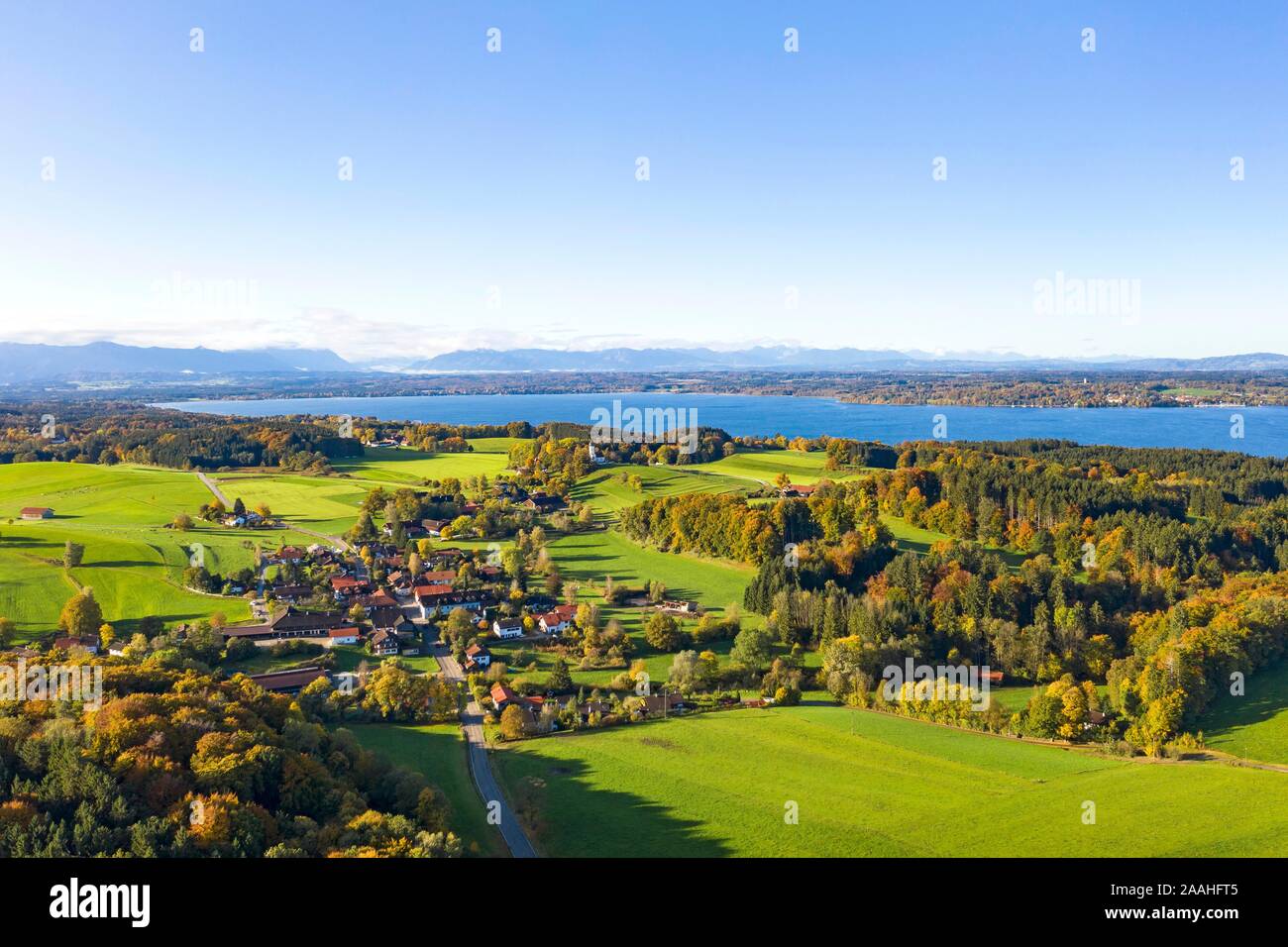 Holzhausen al Lago di Starnberg, vista aerea, Funfseenland, Alta Baviera, Baviera, Germania Foto Stock