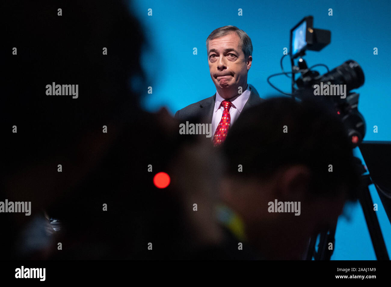 Brexit Party leader Nigel Farage durante la parte politica del lancio in Westminster, Londra. Foto di PA. Picture Data: Venerdì 22 Novembre, 2019. Vedere PA storia politica elezione. Foto di credito dovrebbe leggere: Dominic Lipinski/PA FILO Foto Stock