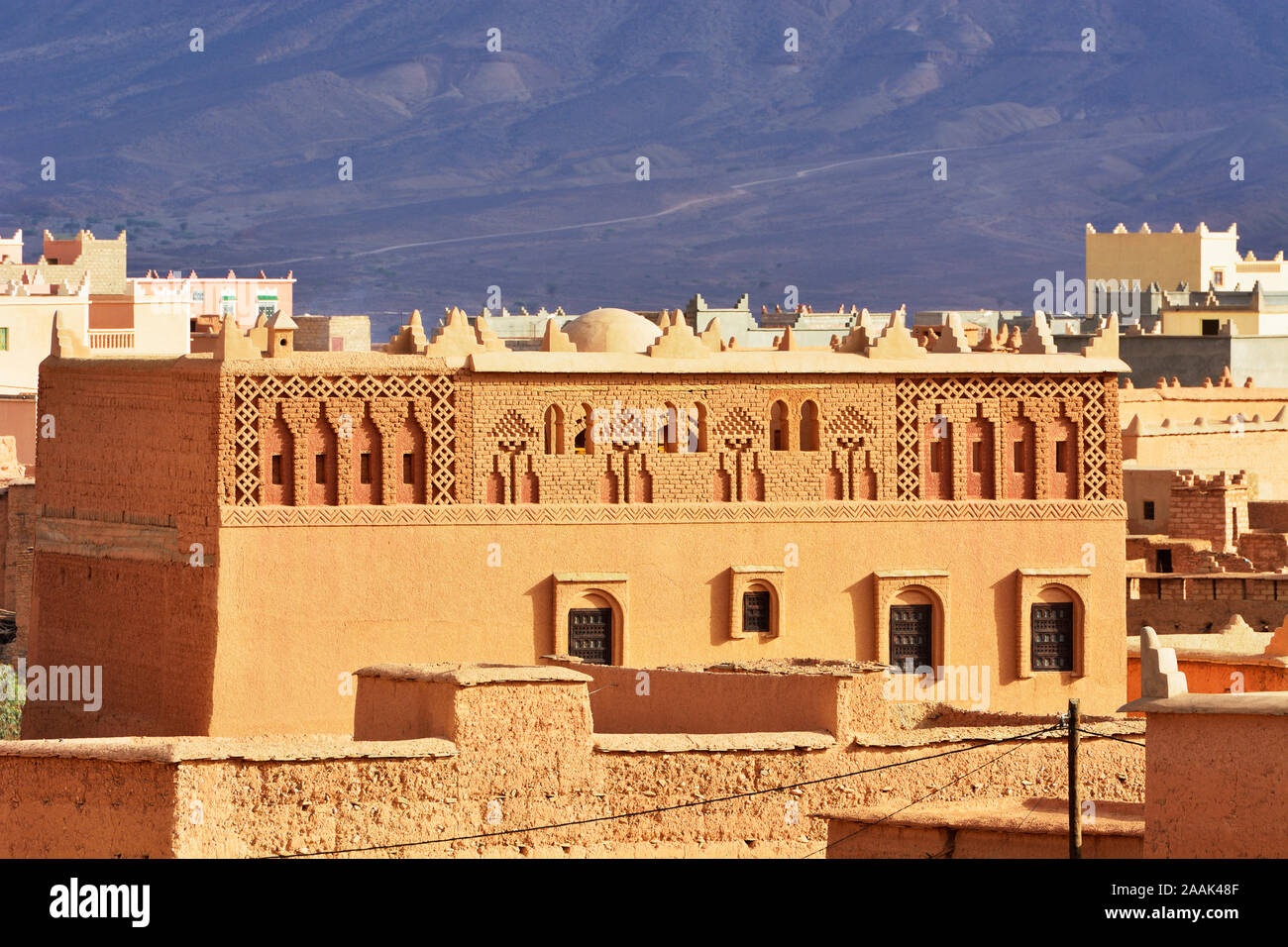 Un vecchio kasbah in Nkob. Il Marocco Foto Stock