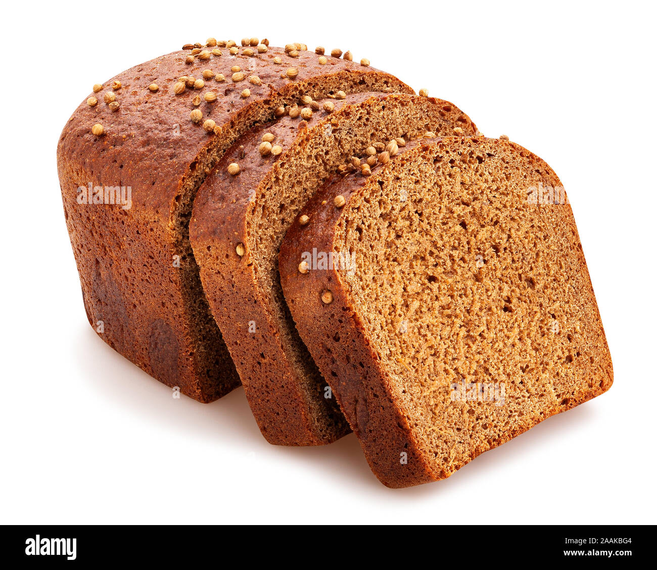 Marrone a fette di pane di coriandolo percorso isolato su bianco Foto Stock