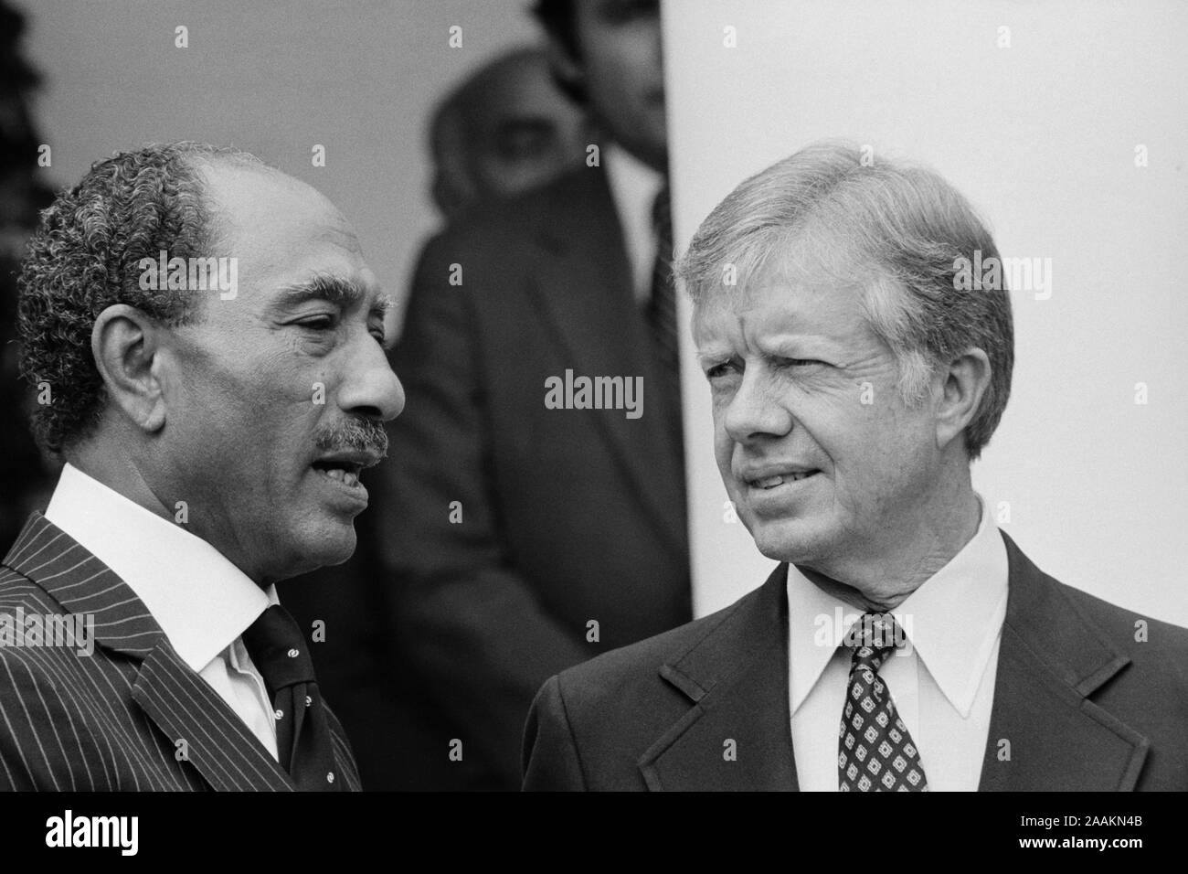 Stati Uniti Il presidente Jimmy Carter accoglie il Presidente egiziano Anwar Sadat presso la Casa Bianca di Washington, D.C., Stati Uniti d'America, Marion Fotografo S. Trikosko, Warren K. Leffler, 8 Aprile 1980 Foto Stock