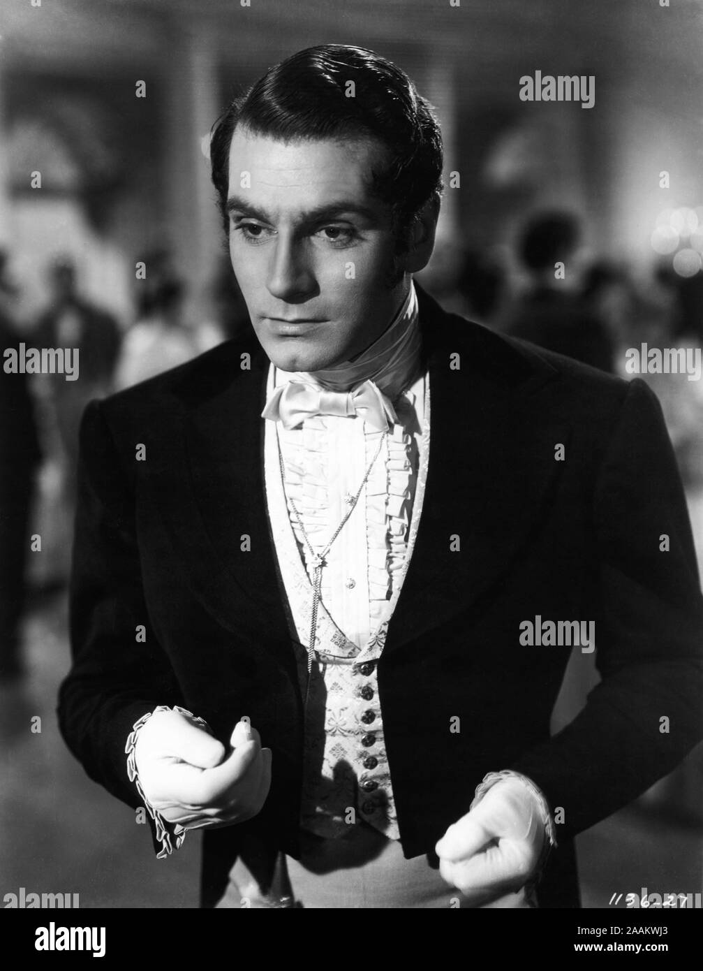 LAURENCE OLIVIER come Mr Darcy in Orgoglio e pregiudizio 1940 Direttore Robert Z. Leonard romanzo Jane Austen sceneggiatura Aldous Huxley e Jane Murfin Metro Goldwyn Mayer Foto Stock