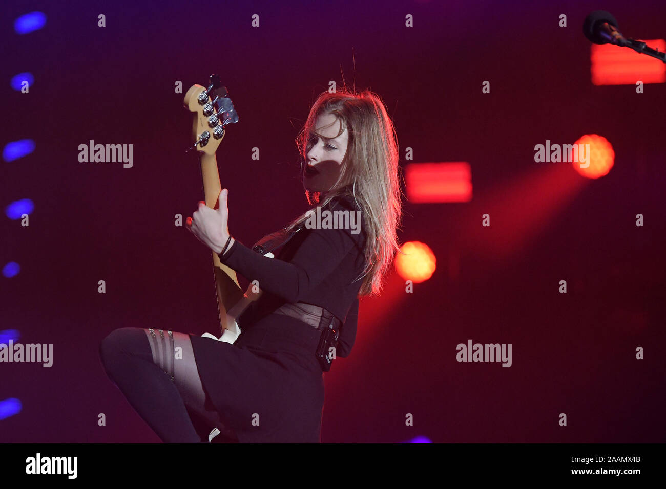 Rio de Janeiro, Brasile, 3 ottobre 2019. Il bassista Nicole fila di panico! In discoteca, durante un concerto al Rock in Rio 2019 nella città di Rio de Janeiro Foto Stock