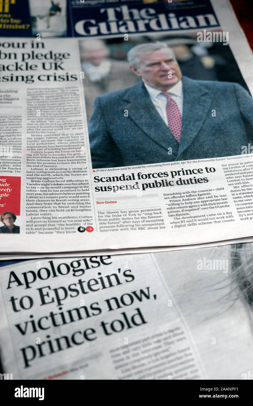 Il principe Andréj 'Scandal costringe il principe di sospendere i dazi pubblico anteriore' intestazione della pagina nel quotidiano Guardian 21 novembre 2019 Londra Inghilterra REGNO UNITO Foto Stock