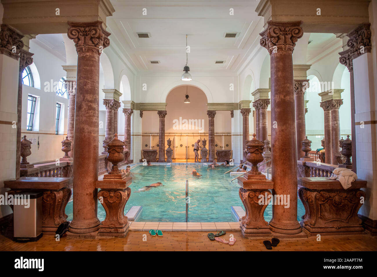 Le famose terme di Szechenyi, Budapest, Ungheria. Foto Stock