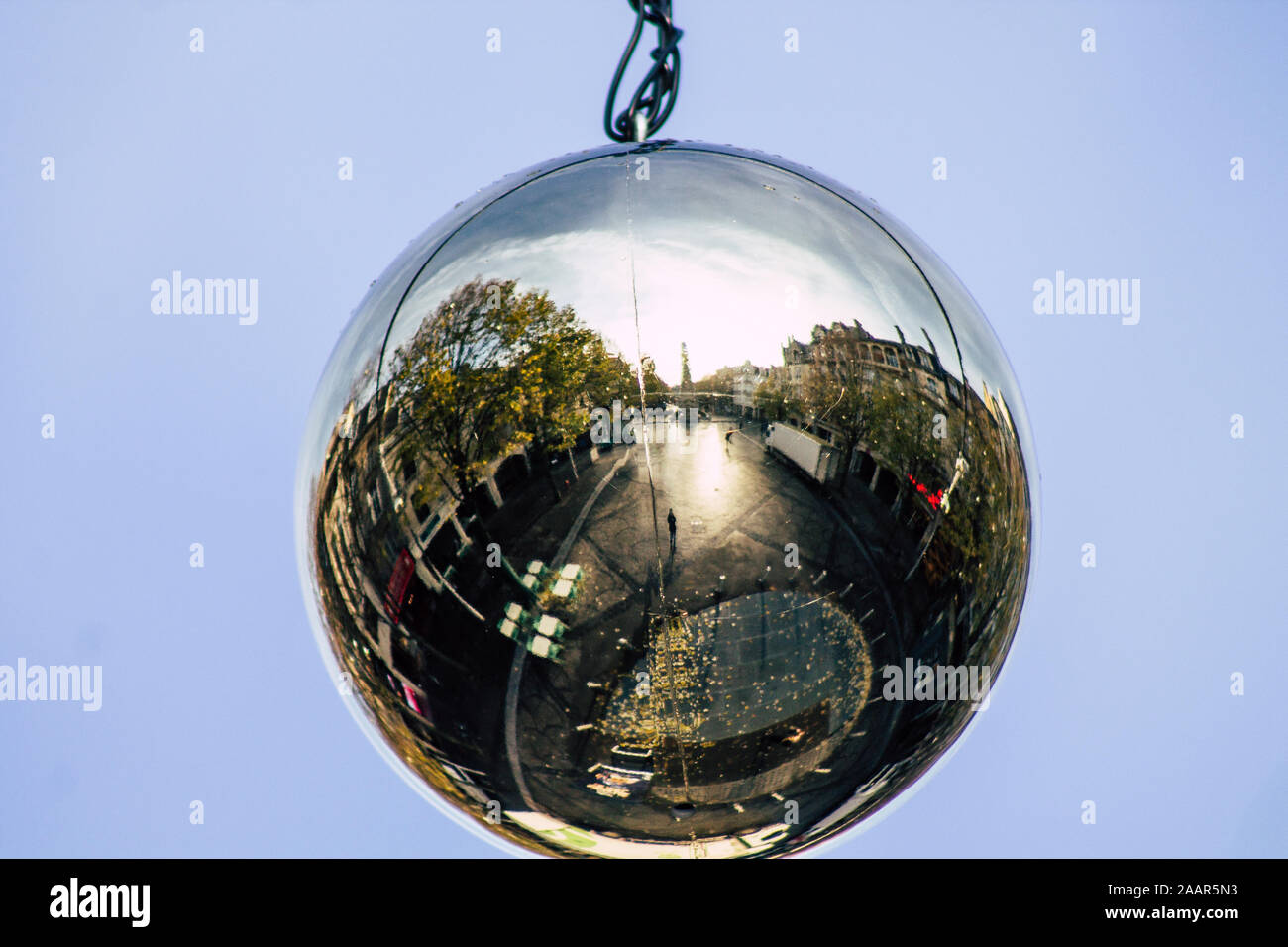 Reims Francia Novembre 22, 2019 Closeup di decorazione di Natale per le strade di Reims nel pomeriggio Foto Stock
