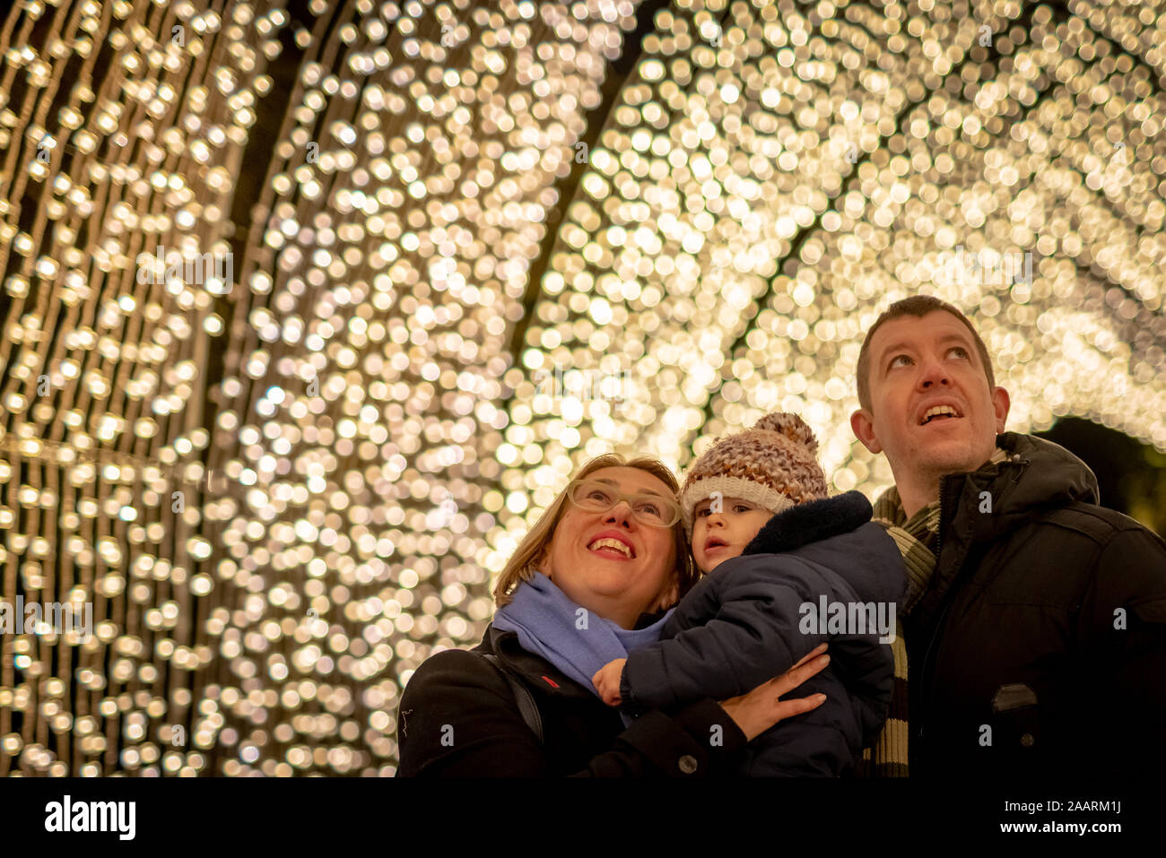 Londra, Regno Unito. 19 Nov 2019. Natale a Kew luci invernali multi-sensoriale installazioni. Credito: Guy Corbishley/Alamy Live News Foto Stock