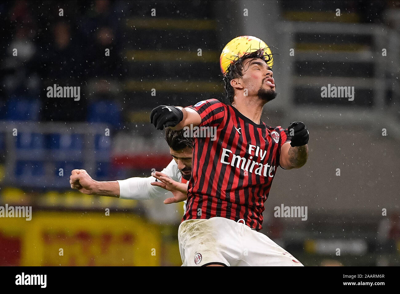 Milano, Italia. 01 gen 2016. Lucas Paqueta' del Milan durante la Serie A match tra AC Milano e Napoli allo Stadio San Siro di Milano, Italia il 23 novembre 2019. Foto di Mattia Ozbot. Solo uso editoriale, è richiesta una licenza per uso commerciale. Nessun uso in scommesse, giochi o un singolo giocatore/club/league pubblicazioni. Credit: UK Sports Pics Ltd/Alamy Live News Foto Stock