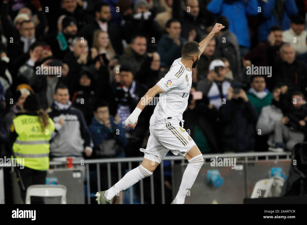 Madrid, Spagna. 23 Nov, 2019. Di calcio La Liga corrispondono 14 Real Madrid contro il Real Sociedad tenutasi a Santiago Bernabeu Stadium in Madrid. Credito: dpa picture alliance/Alamy Live News Foto Stock