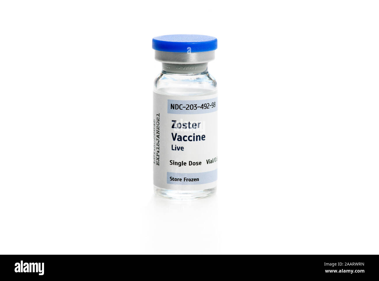 Herpes zoster (herpes zoster virus) flaconcino di vaccino isolati su sfondo bianco. Foto Stock