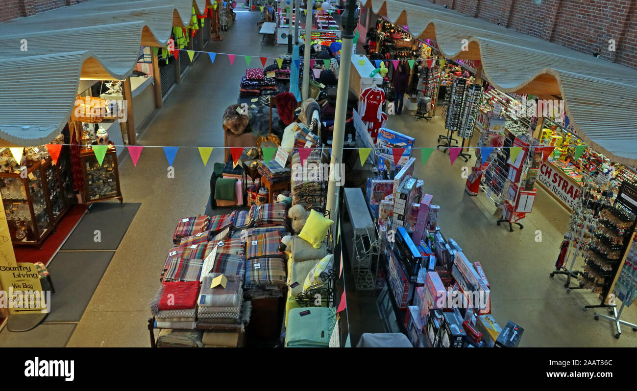 All'interno di Newtown Mercato, Market Street, Newtown, POWYS, GALLES, SY16 2PQ Foto Stock