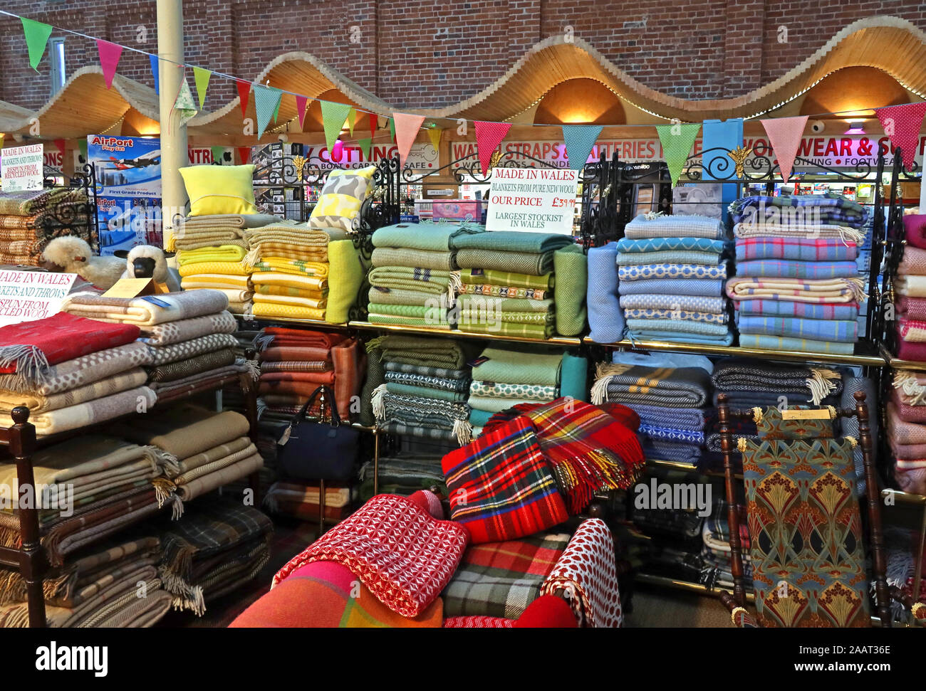 All'interno di Newtown Mercato, Market Street, Newtown, POWYS, GALLES, SY16 2PQ Foto Stock