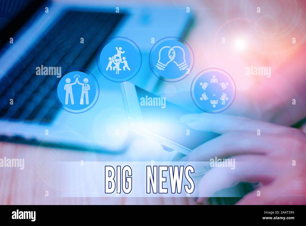 La grafia la scrittura di testo grande novità. Foto concettuale azioni conoscendo nessuno ne ha sentito parlare ancora Teleporter giornalista Foto Stock