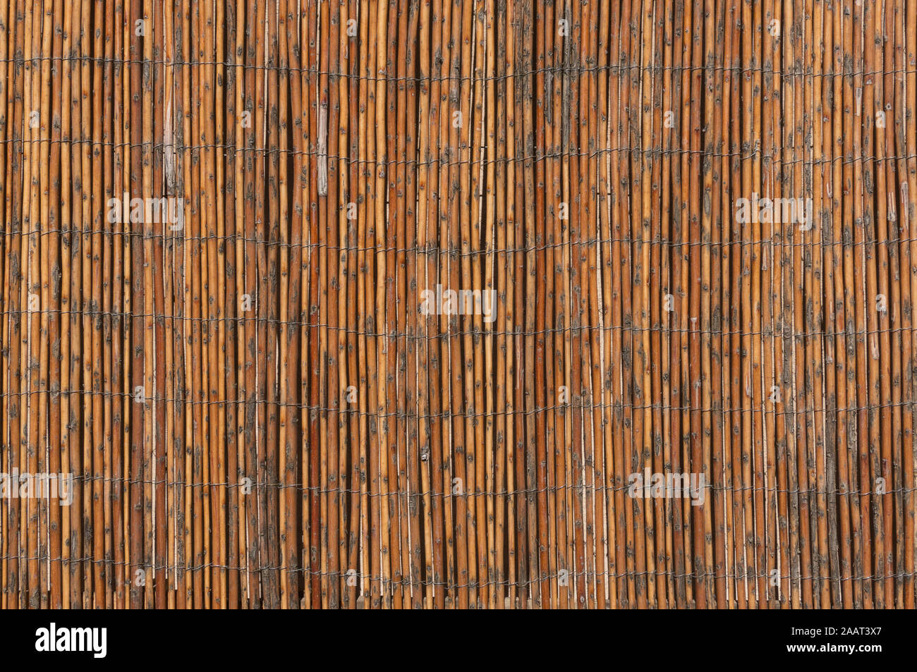 Sfondo di marrone e verticale doghe in legno Foto Stock