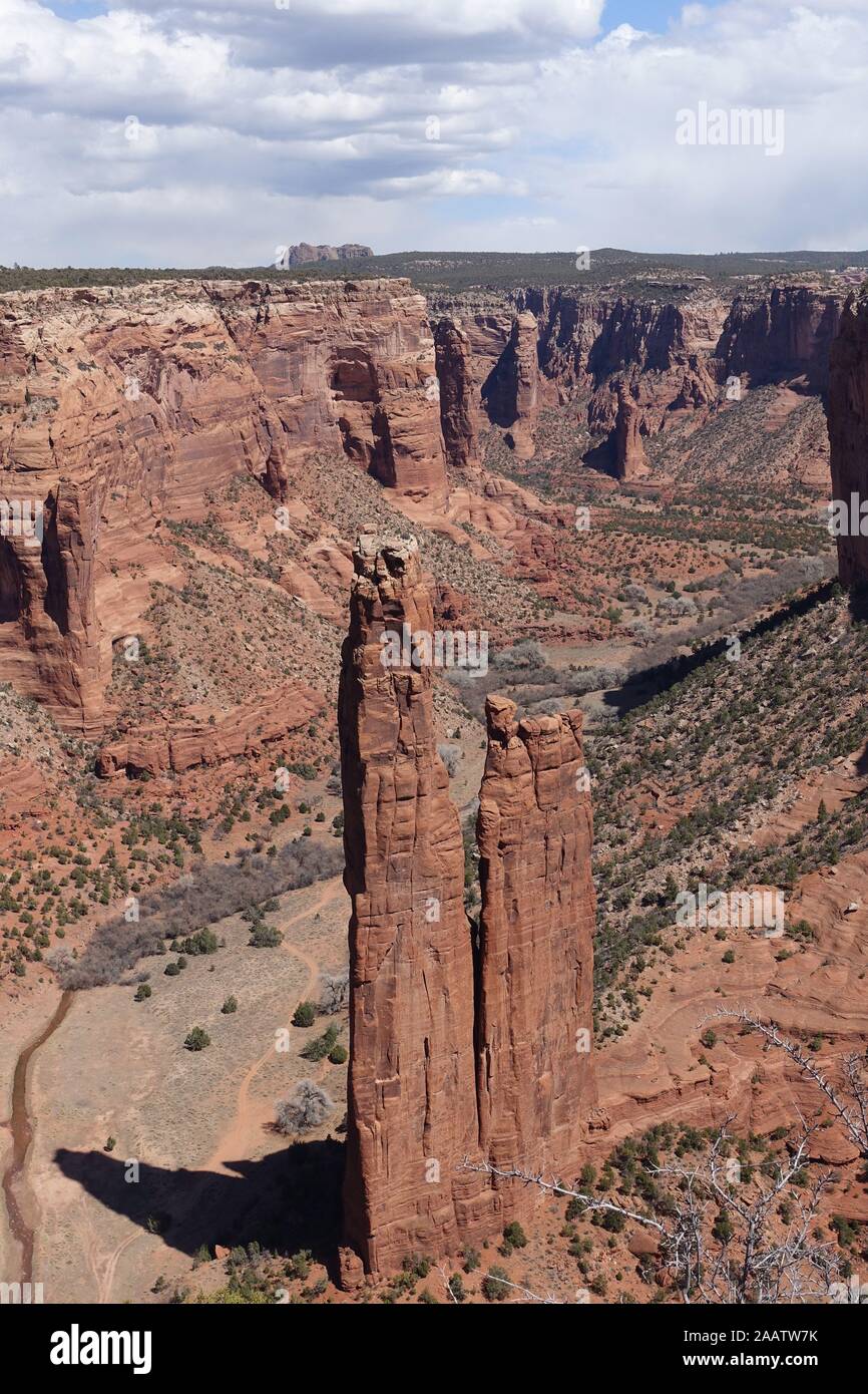 Spider Rock, Canyon De Chelly monumento nazionale Foto Stock