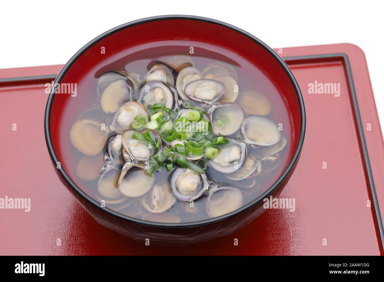 Il cibo giapponese, Osuimono zuppa di vongole shijimi in una ciotola Foto Stock