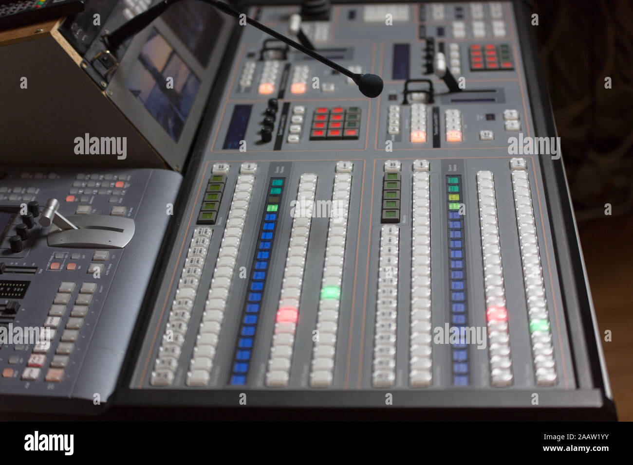 Studio broadcast video e audio mixer switcher Foto Stock
