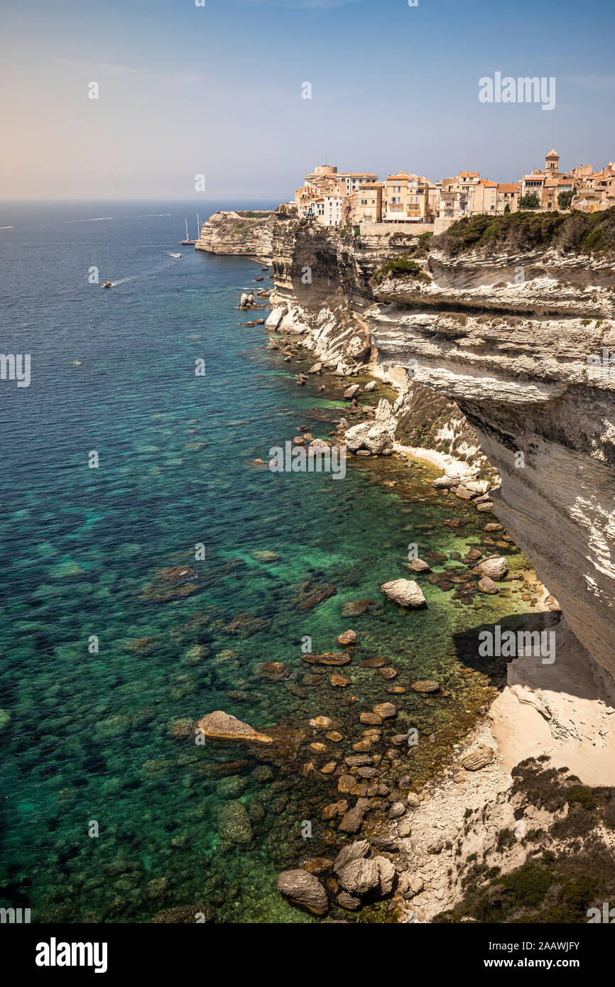 Rocce calcaree, Bonifacio, Corsica, Francia Foto Stock