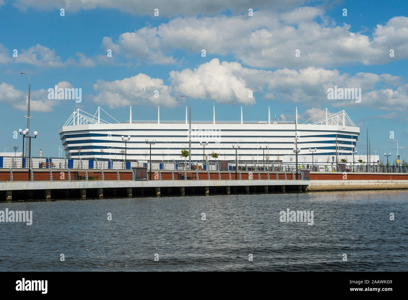 Kaliningrad Soccer Stadium contro sky, Russia Foto Stock