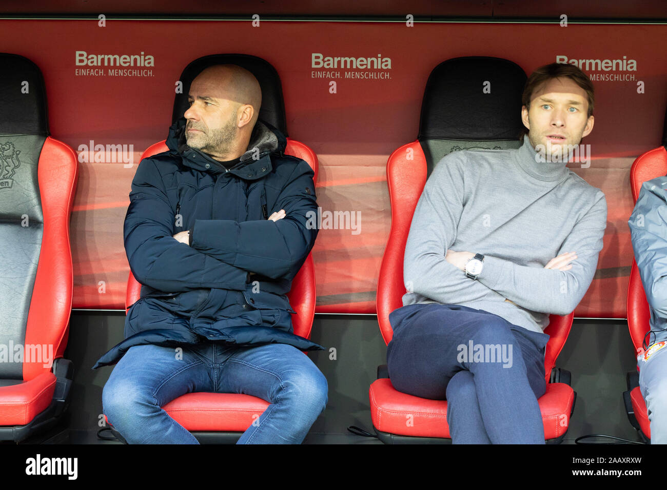 Leverkusen, Germania, 23.11.2019, Bundesliga, giornata 12, Bayer 04 Leverkusen - SC Freiburg, Cheftrainer Peter Bosz (B04), Sportdirektor Simon Rolfes Foto Stock