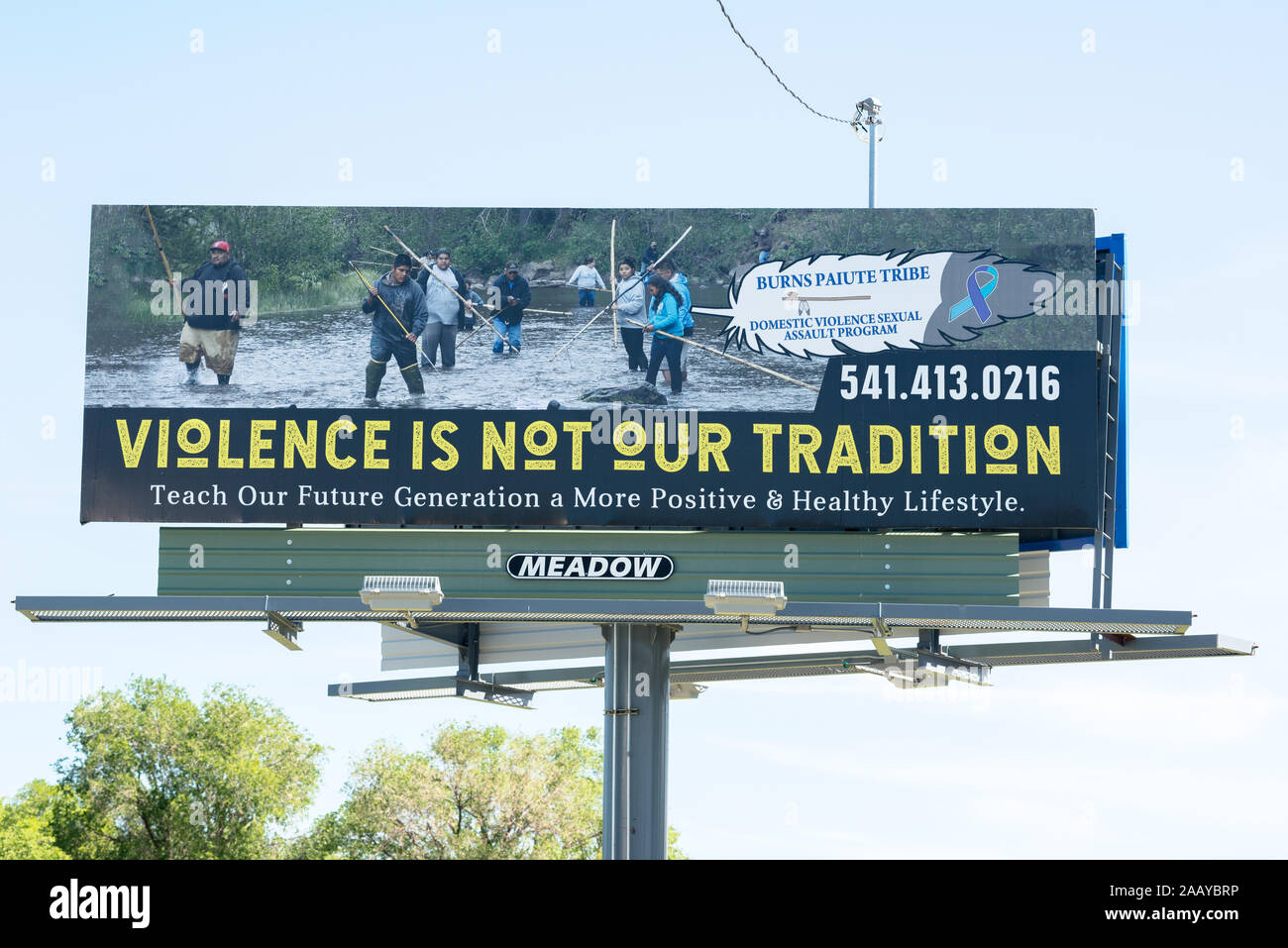 Burns Paiute tribù billboard in Burns, Oregon. Foto Stock