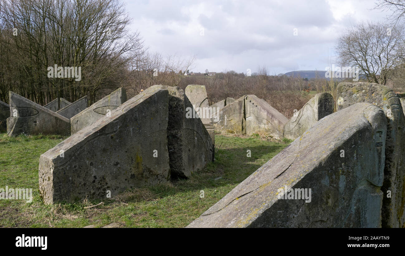 Ciclo di pietra scultura sul fiume Irwell Sentiero delle sculture, Lancashire Foto Stock