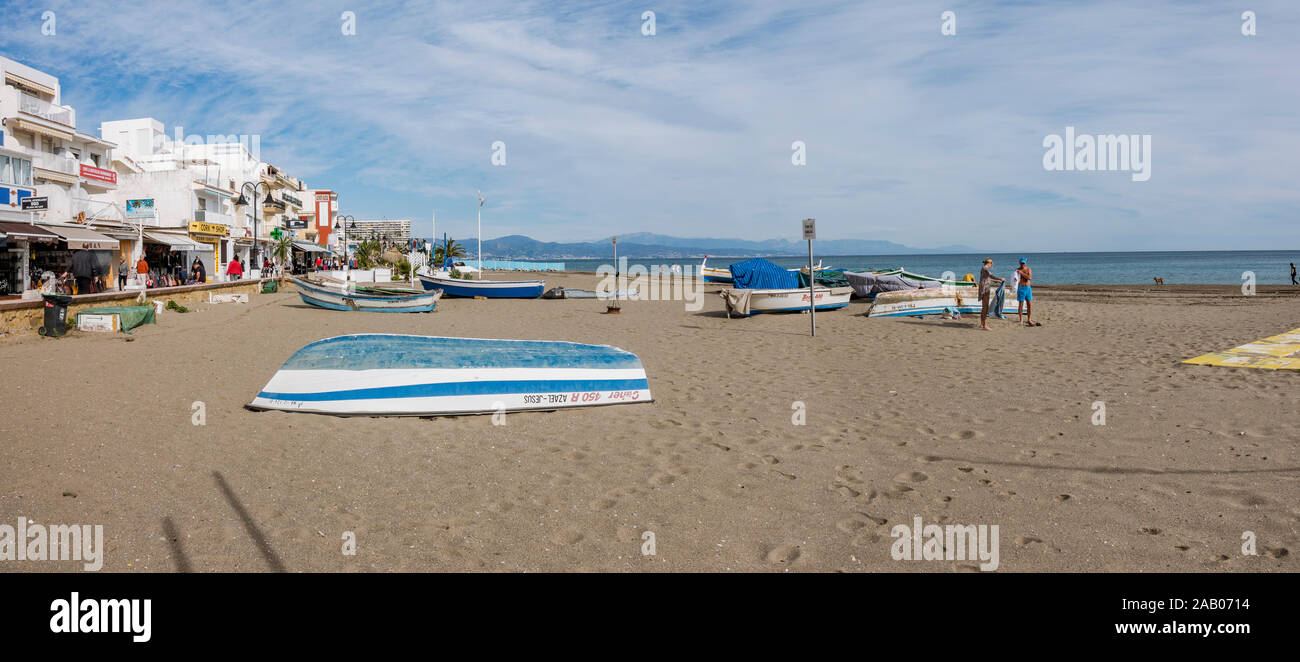 Spiaggia di Carihuela, Torremolinos, Andalusia, Spagna Foto Stock
