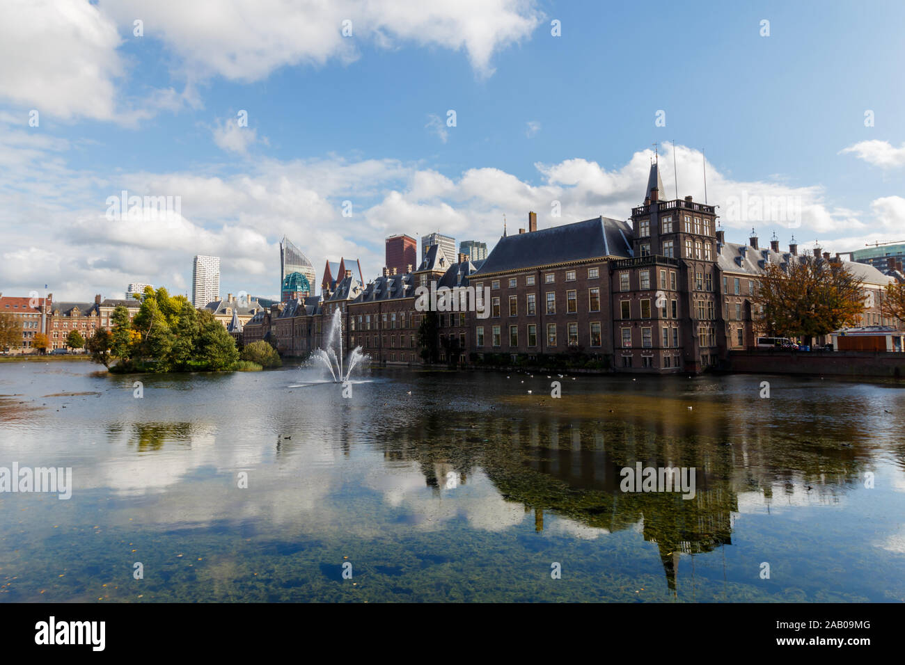Den Haag, Paesi Bassi - Circa 2019 : Binnenhof edificio parlamentare Foto Stock