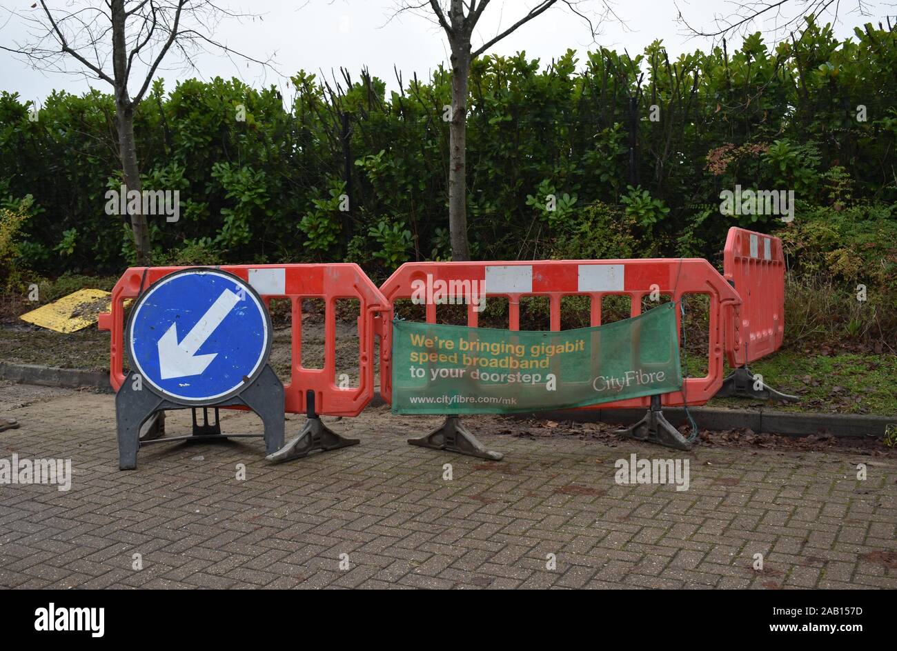 CityFiber sta installando gigabit a banda larga in Milton Keynes. Foto Stock