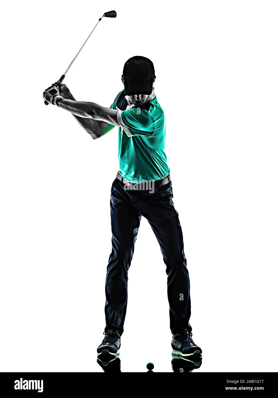 Un giovane uomo caucasico Golf golfista silhouette golfingshadow isolati su sfondo bianco Foto Stock