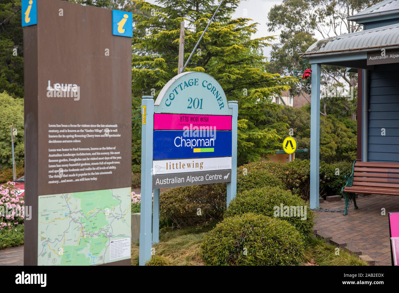 Leura, villaggio nel Parco Nazionale Blue Mountains, NSW, Australia Foto Stock