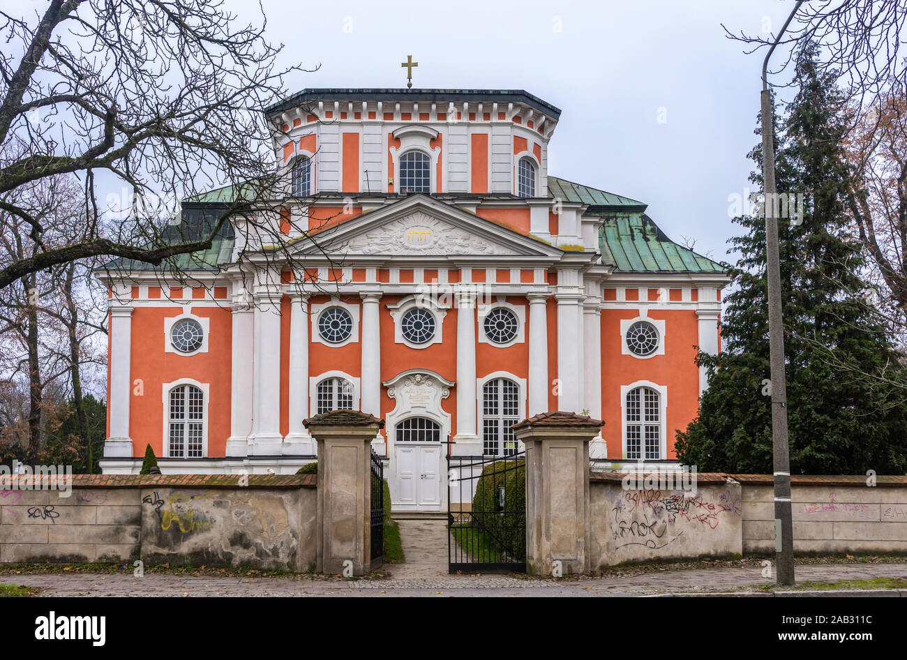 Schlosskirche Buch, una chiesa protestante costruita nel XVIII secolo in stile architettonico barocco a Buch, Berlino, Germania Foto Stock