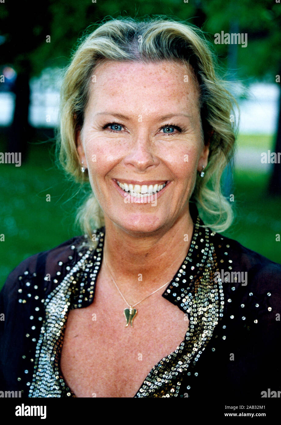 EFVA ATTLING jewlry designer e ex artista svedese e il modello Foto Stock