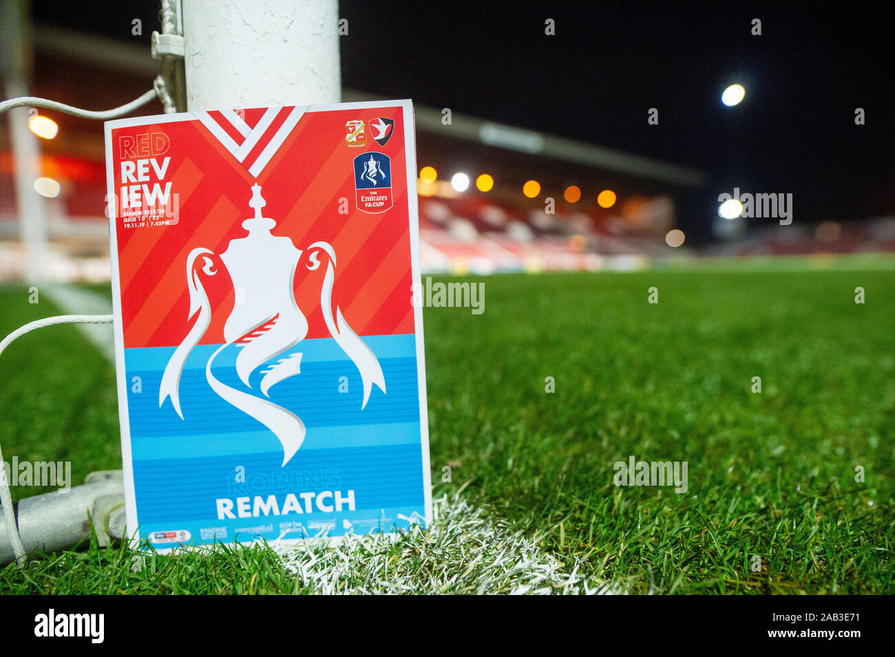 Il 19 novembre 2019, County Ground, swindon, inghilterra; Emirates FA Cup, Primo Round Replay, città di Swindon v Cheltenham Town : programma di gioco del credito: Gareth Dalley/news immagini Foto Stock