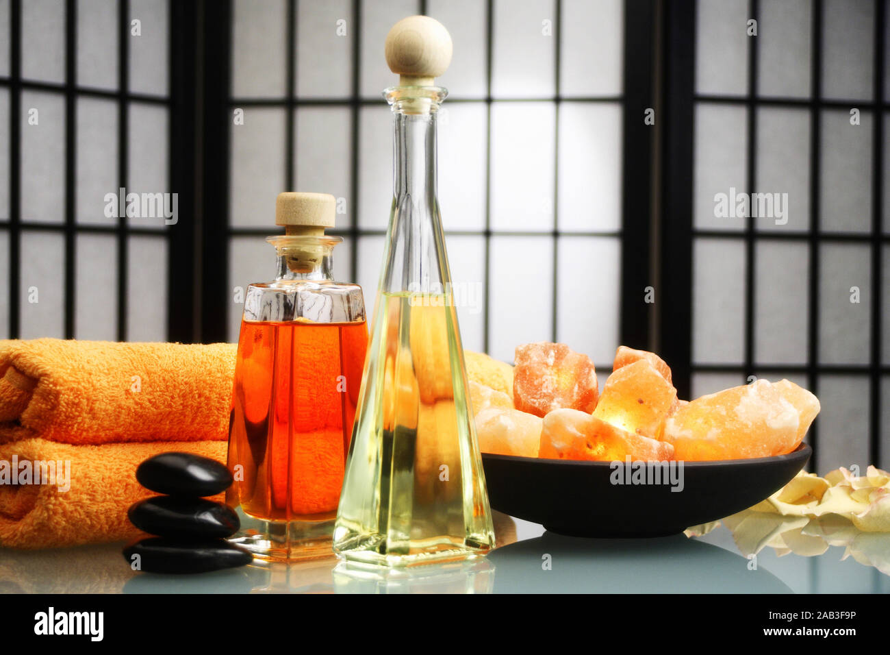 Badeoel und Massageoel Foto Stock