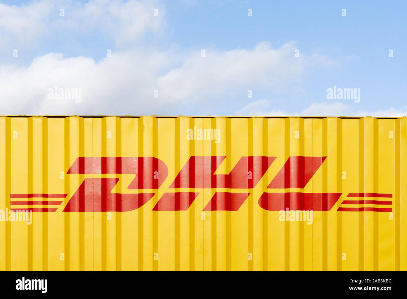 Contenitore di DHL Foto Stock