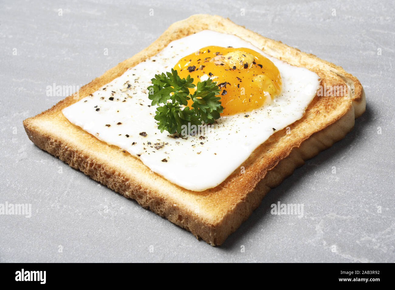 Toast mit Spiegelei Foto Stock