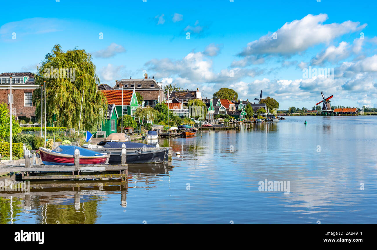 Il villaggio di Volendam nei Paesi Bassi Foto Stock