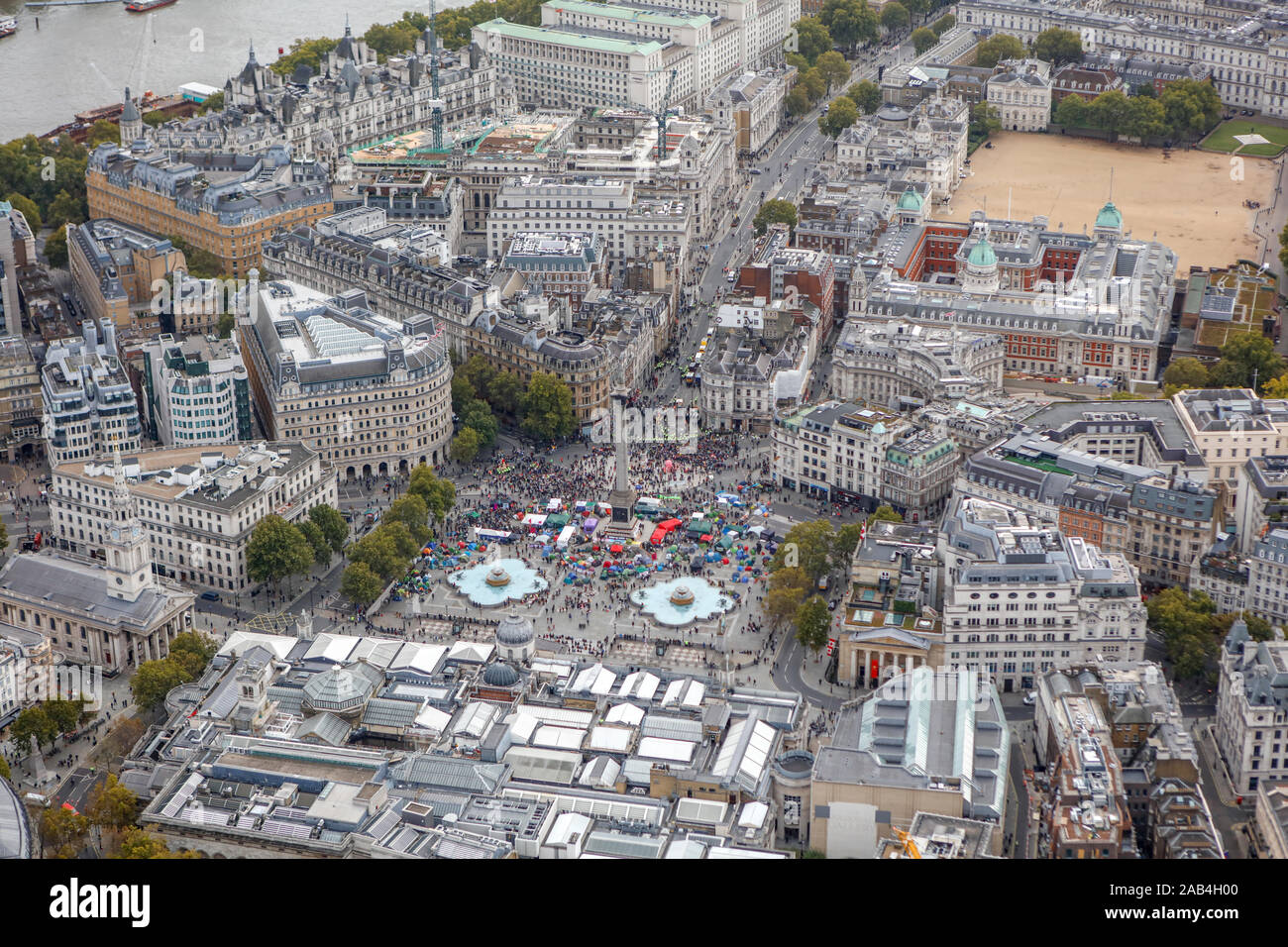 Fotografia aerea mostra clima proteste in Trafalgar Sqaure Londra Foto Stock