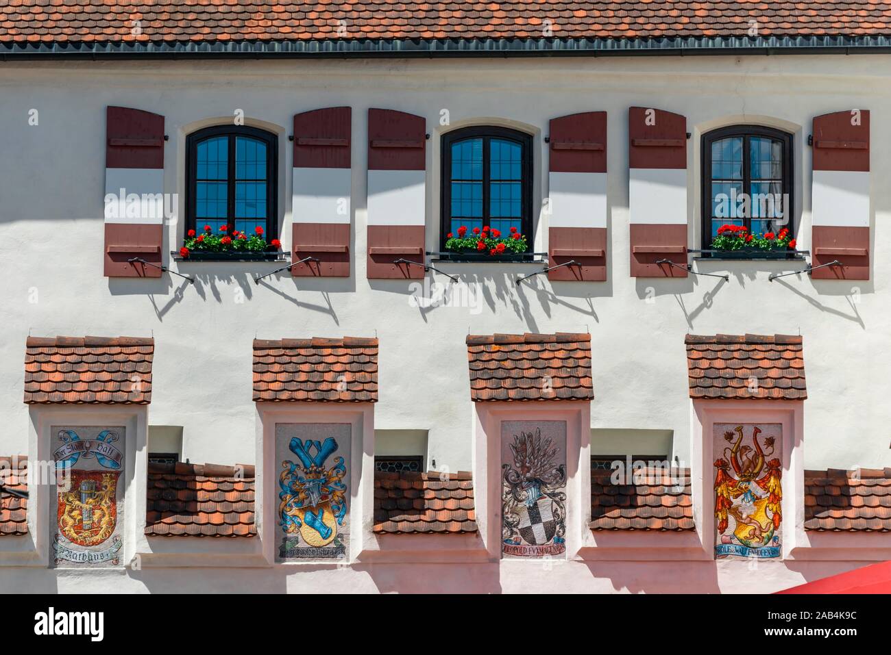 Finestre tradizionali austria immagini e fotografie stock ad alta  risoluzione - Alamy