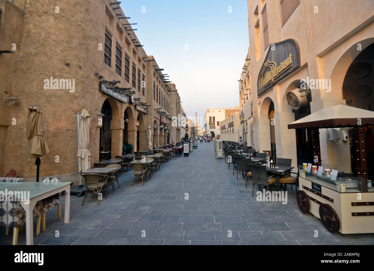 Un Souq Waqif vuoto, Doha, Qatar Foto Stock